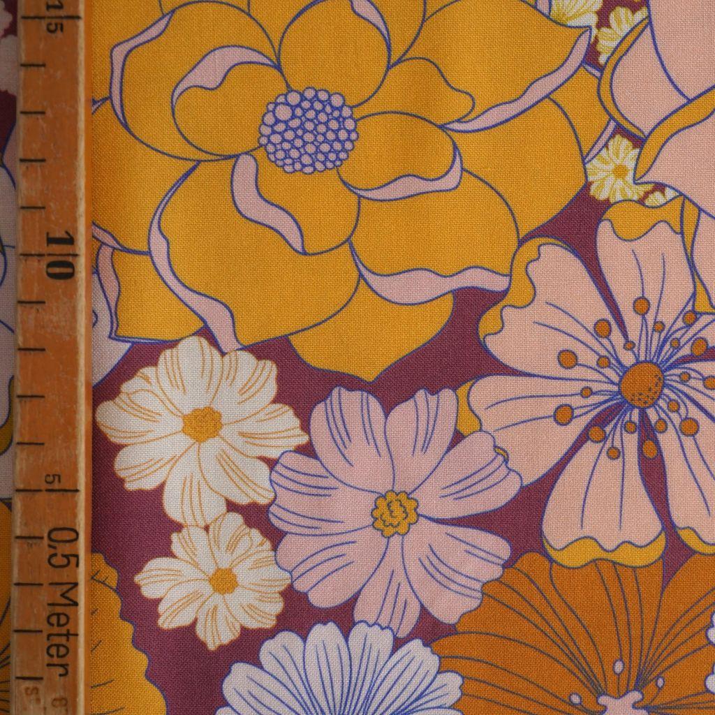 Viskose Druck Retro Blütenmischung violett gelb orange